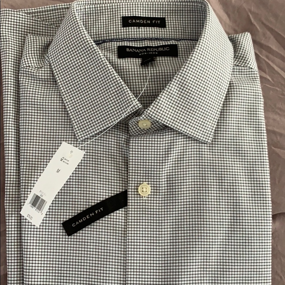 Brand new Banana Republic button down shirt.